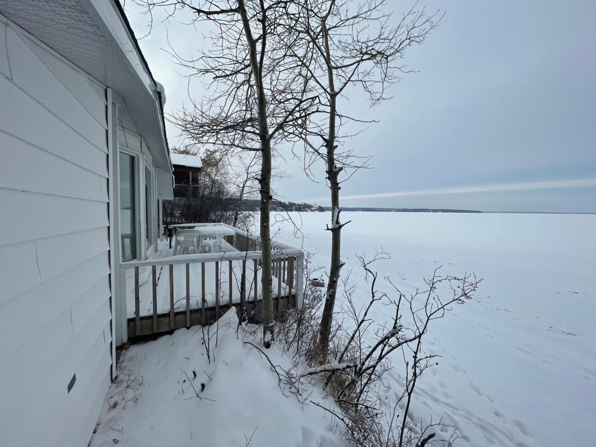 Ntj Moose Lake Cabin Bonnyville Экстерьер фото