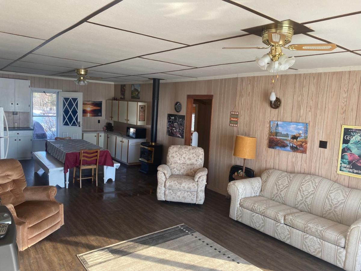 Ntj Moose Lake Cabin Bonnyville Экстерьер фото
