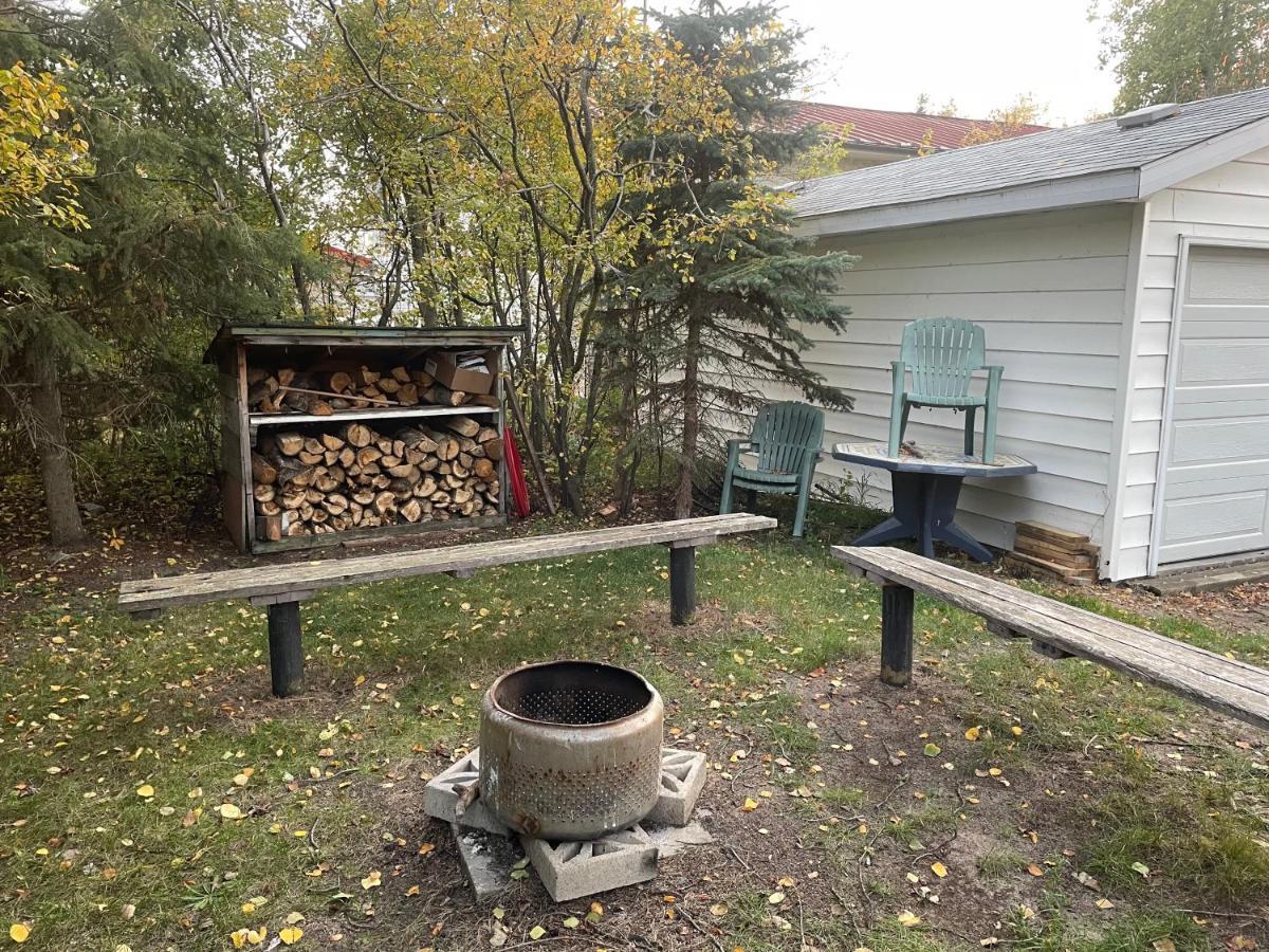 Ntj Moose Lake Cabin Bonnyville Экстерьер фото